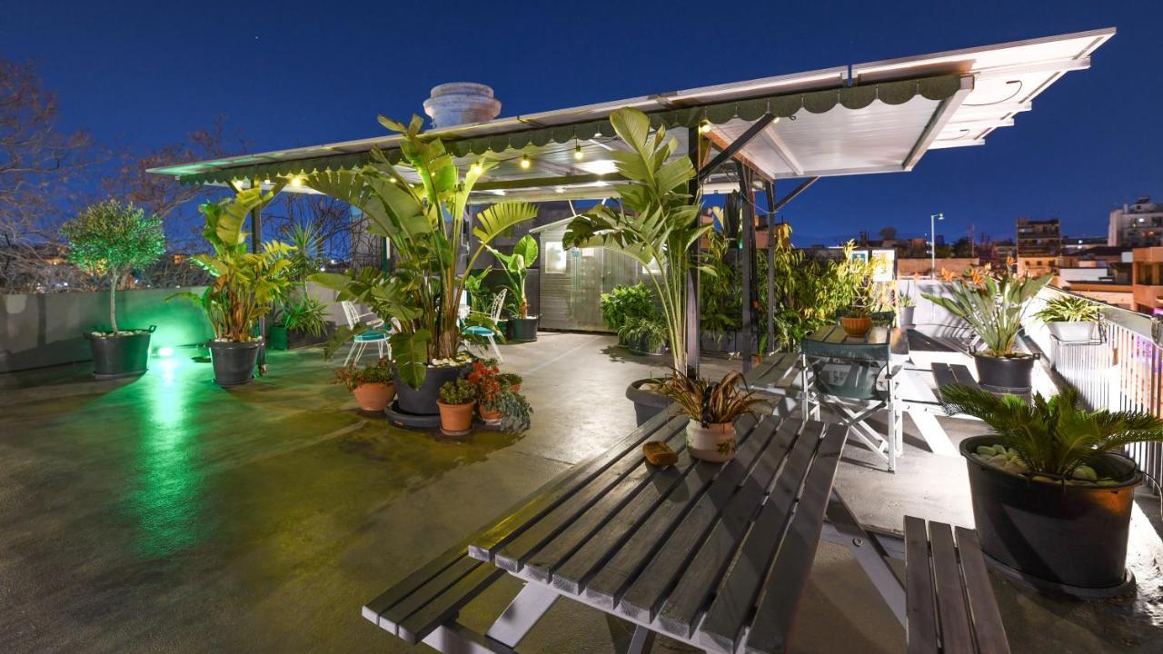 Monastiraki Citycenter Sleepbox- Unspoiled Athens Apartments Ngoại thất bức ảnh