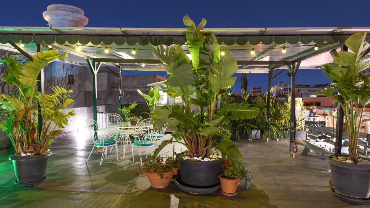 Monastiraki Citycenter Sleepbox- Unspoiled Athens Apartments Ngoại thất bức ảnh